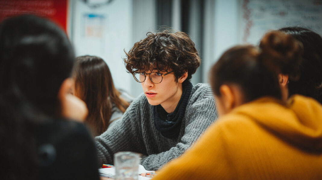 Nauka angielskiego: Jak efektywnie opanować język dzięki indywidualnym kursom