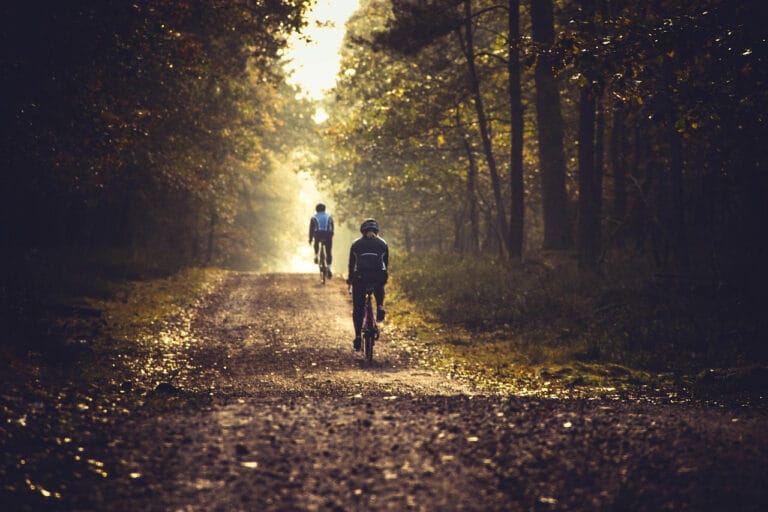 Jazda na rowerze jako sposób na odchudzanie poza pracą zdalną